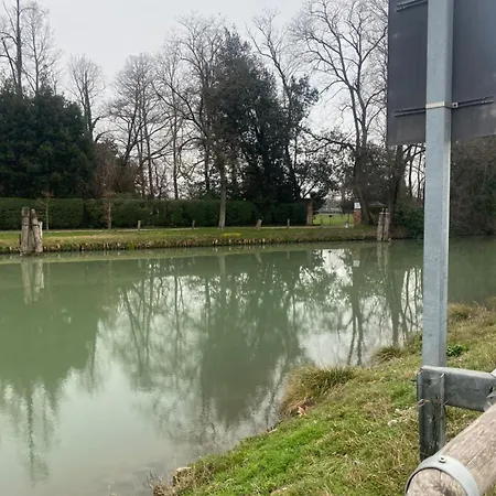 בית הארחה Rafin's Turistico Agricoltura *